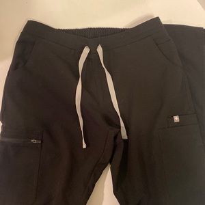 Figs Yola petite skinny scrub pants